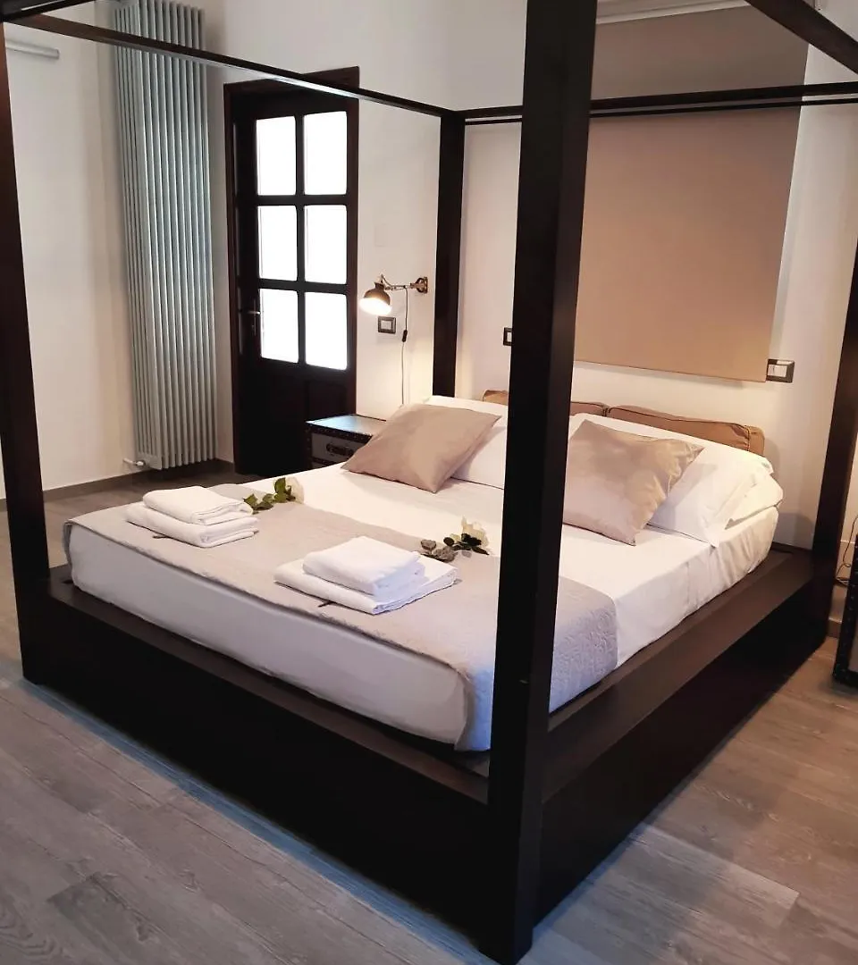 Corte Picasass Viggiù Bed & Breakfast