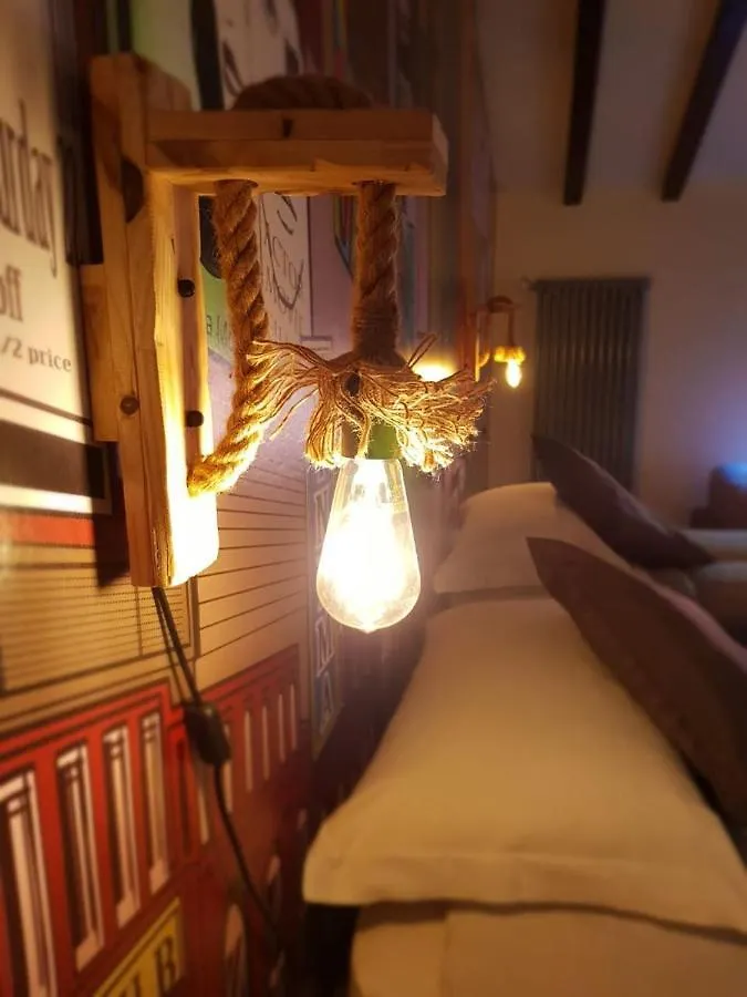 Corte Picasass Viggiù Bed & Breakfast